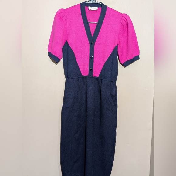 St. John Dresses & Skirts - St. John By Marie Gray Vintage Knit Dress With Pockets, Size:6, Color:Blue&Pink